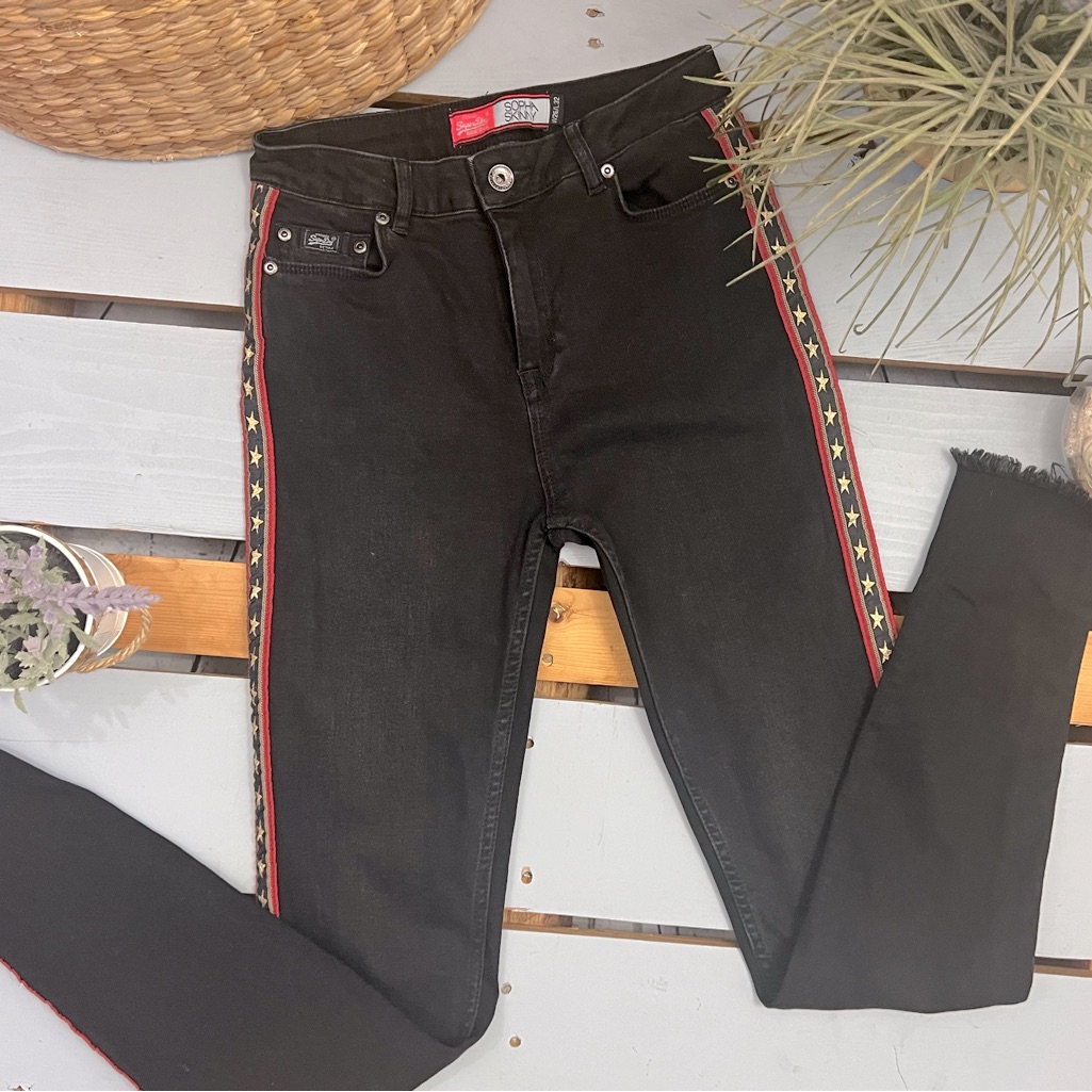 Superdry Sophia High Waist Skinny Jeans With Star Panel 26x32
